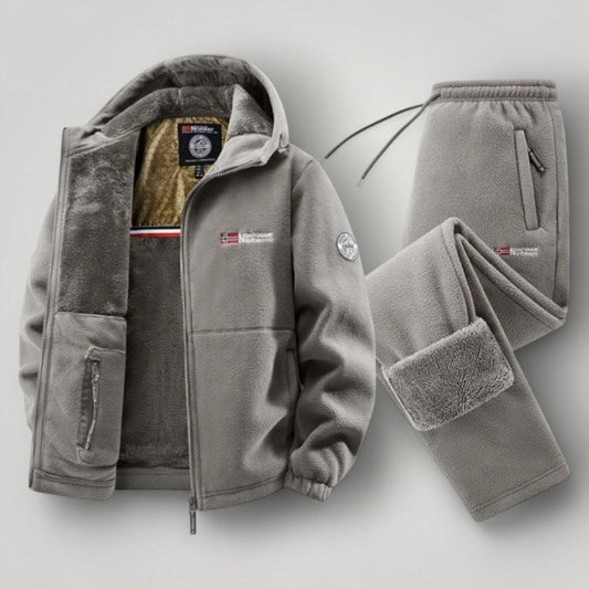 Elegant Fleece Set