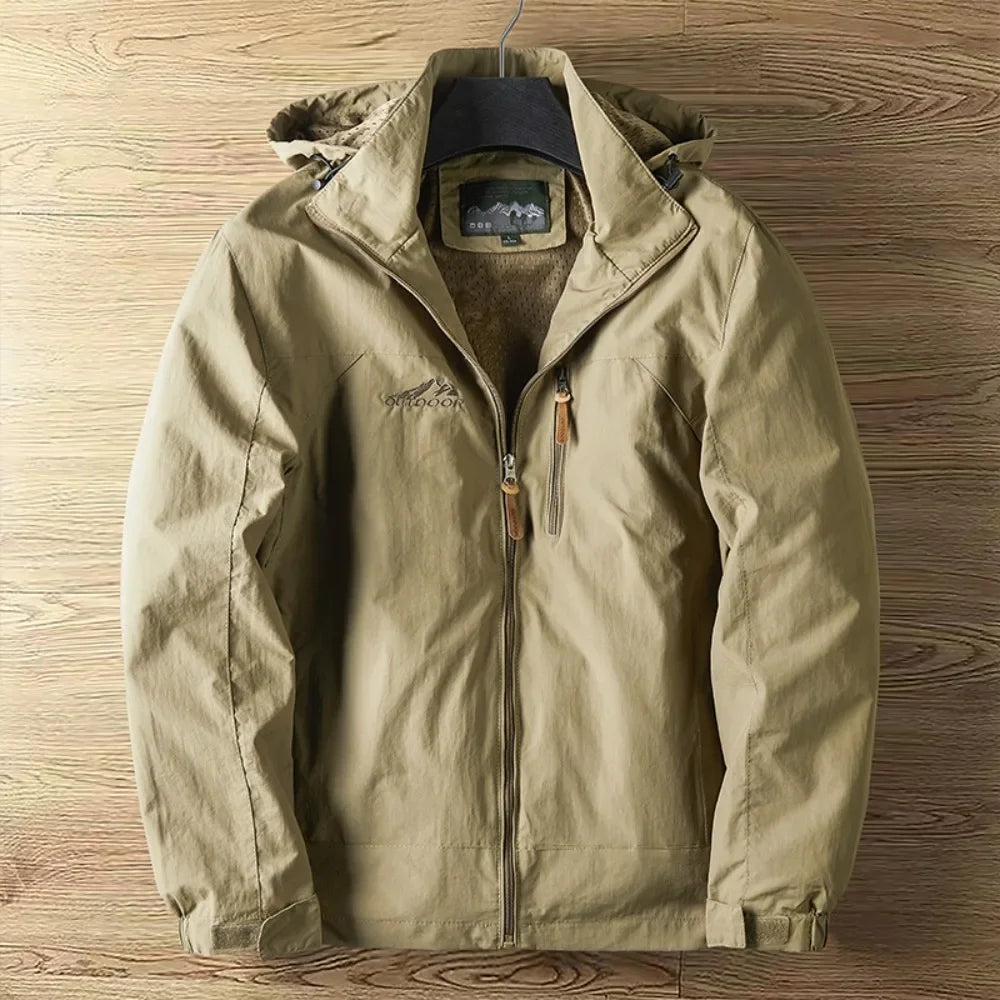 Elegant Lightweight Men's Jacket