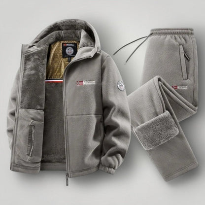 Elegant Fleece Set